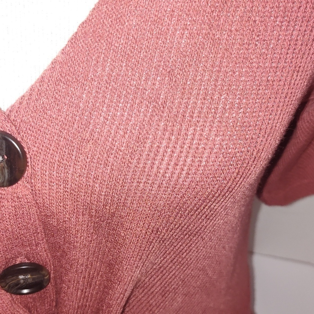 SADIE AND LOVE Button Front Twisted Size Small Rustic Color - Picture 3 of 10